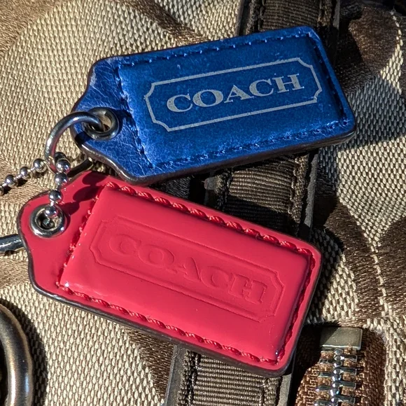 Coach Signature Canvas Tote Bag - Multicolor In Excellent Condition - Picture 13 of 13